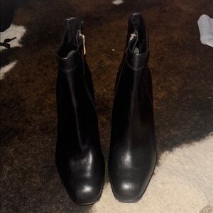 Donna Karan New York Wedges